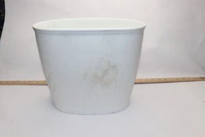 Interdesign Kent Oval Trash Can White 10" x 8" x 12" 93441-BWN859 - Picture 1 of 3