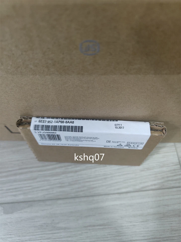 Siemens storage card for S7-400 6ES7952-1AP00-0AA0 6ES7 952-1AP00-0AA0 - Image 1 of 1