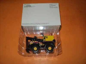 2001 Maisto International Tonka backhoe new in original box item # 762906 - Picture 1 of 2