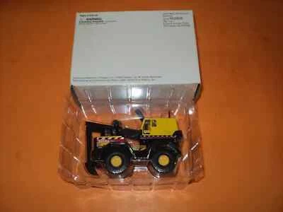 2001 Maisto International Tonka backhoe new in original box item # 762906 - Image 1 of 2