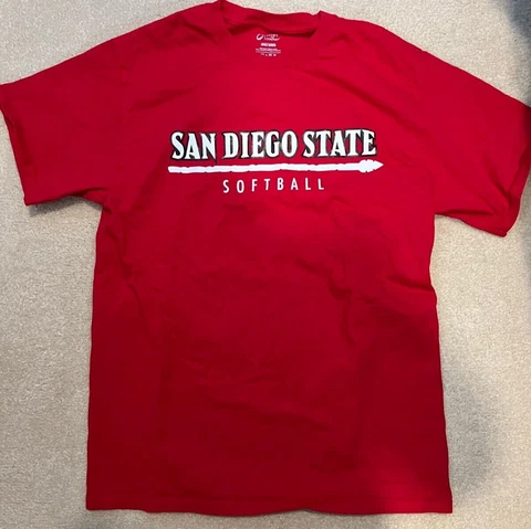 SDSU San Diego State University Aztecs SOFTBALL Red Medium Tee T-Shirt Cover