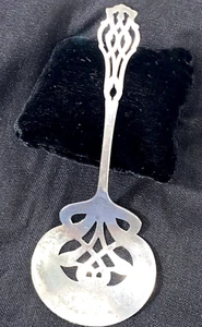 Antiker Lunt Sterlingsilber Schlitz Bon Bon/Nuss Servierlöffel 0,5 Unzen 5" - Bild 1 von 11