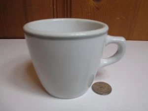 Shenango Porzellan Restaurant Geschirr Abendessen 6 Unzen Weiß Kaffeetasse Becher Grau Band USA - Bild 1 von 5