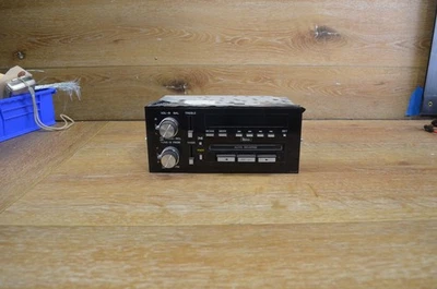 MINT CLEAN OEM Delco 88-96 GM Oldsmobile FM Radio Cassette Stereo Untested PARTS - Image 1 of 4