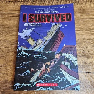 I survived the graphic novel The Sinking of the Titanic 1912 - Picture 1 of 4