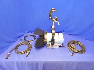 Arri L5-C Color LED Fresnel Light L1.0001764-3629 w/Power &DMX Cable, Barn Doors - Picture 1 of 21