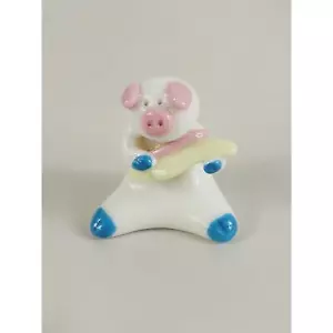 Miniature Piglet Pig Piggy Cute w/ Bread Pottery Figurine 1 1/2" Year 90s Vtg - Imagen 1 de 11