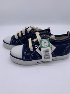 Neu mit Etikett Basic Editions Youth blau/weiß Sneaker Größe 11 - Futterstil - Bild 1 von 6