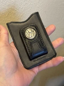 One World Black LEATHER MAGNETIC MONEY CLIP ID Card Wallet Globe Nickel EUC Vtg - Picture 1 of 17