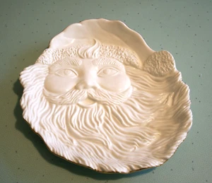 Mikasa Holiday Elegance Sculpted Santa's Cookie Plate Porcelain w/ Gold Trim - Picture 1 of 5