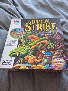 VINTAGE DRAGON STRIKE BOARD GAME MB GAMES 2003 *MISSING TWO PLAYER PIECES* - Picture 1 of 3