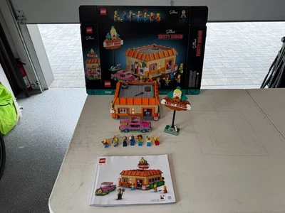 Lego 10352 ICONS The Simpsons Krusty Burger Complete w/ Box & Manual - Image 1 of 4