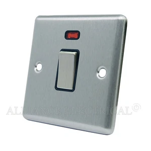 Interruptor DP clásico cromado satinado 20A con neón CSC20ASWIBS - Imagen 1 de 1