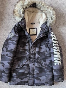 Abercrombie Boys sherpa fur jacket-SIZE 11/12 - Picture 1 of 3