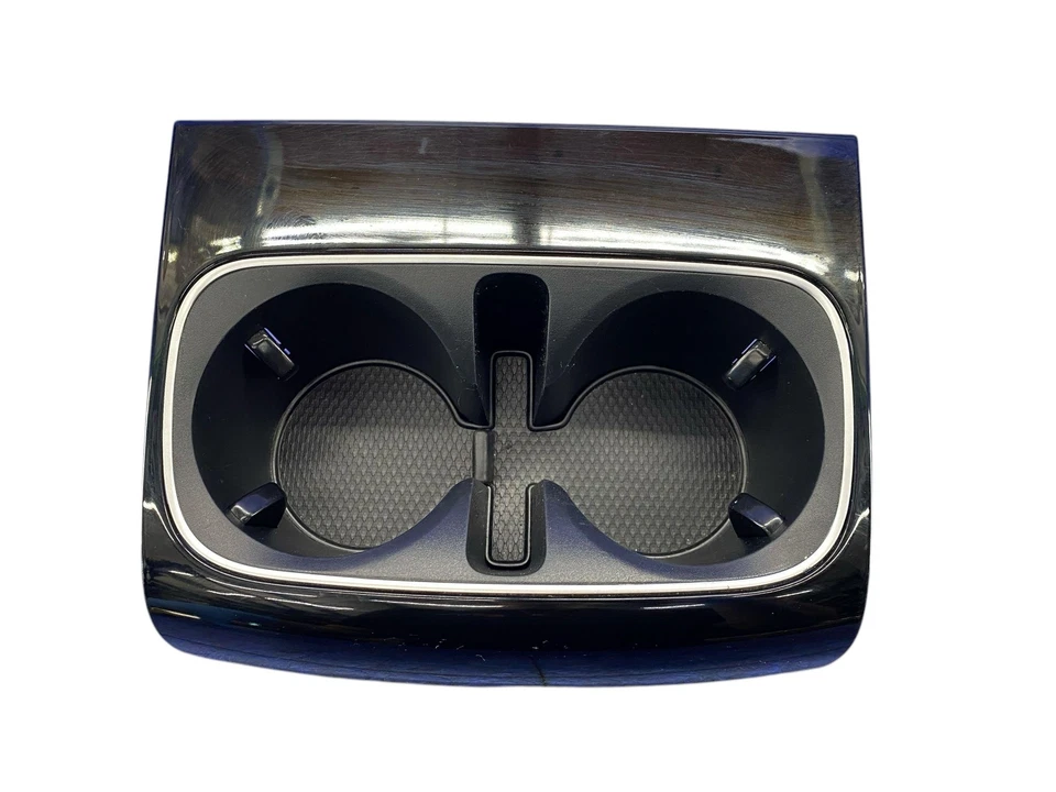 2022-2024 KIA CARNIVAL CONSOLE CENTRAL TRASEIRO PORTA-COPO PAINEL TAMPA 85301-503120 - Imagem 1 de 4