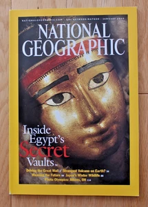 National Geographic enero 2003; Gran Muralla; Volcán; Tesoros Egipcios - Imagen 1 de 23