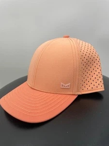 Nuevo con etiquetas Sombrero Melin Hydro A-Game Transpirable Snapback Cantaloupe Enfriador Talla Clásico - Imagen 1 de 8