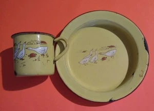 VINTAGE GERMAN METAL GOOSE YELLOW PLATE AND CUP SET GD - Picture 1 of 10