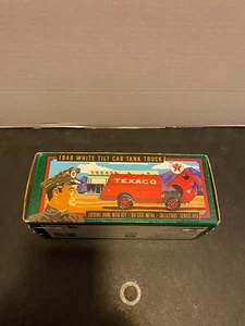 Texaco 1949 Bianco Tilt Cab Tank Truck Die Cast Ertl Serie da Collezione #13 - Foto 1 di 6