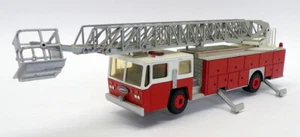 Conrad 1/50 Scale 5502 - E-One Fire Engine Truck Rescue Ladder - Picture 1 of 4