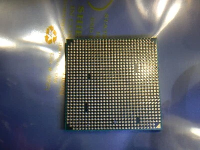 AMD Phenom II X4 820 2.8GHz Socket AM2+/AM3 CPU Processor HDX820WFK4FGI - Image 1 of 2
