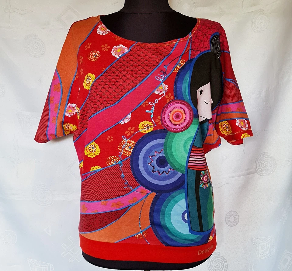 AUTHENTIC DESIGUAL JAPAN DOLL LOGO RED COTTON BLEND GIRLS TOP:US14/EU146 - Image 1 of 4