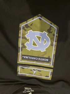 North Carolina Tar Heels T-Shirt Jordan Brand Veterans Camo - Bild 1 von 13