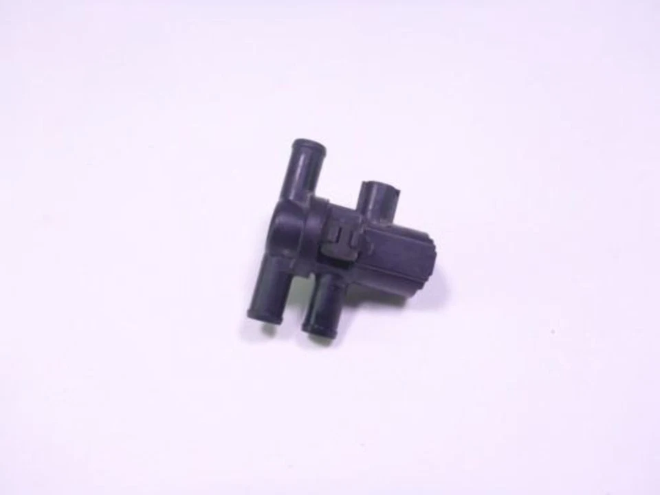 Solenoide interruptor válvula aire Yamaha FZ 09 15 Foto 1 de 4