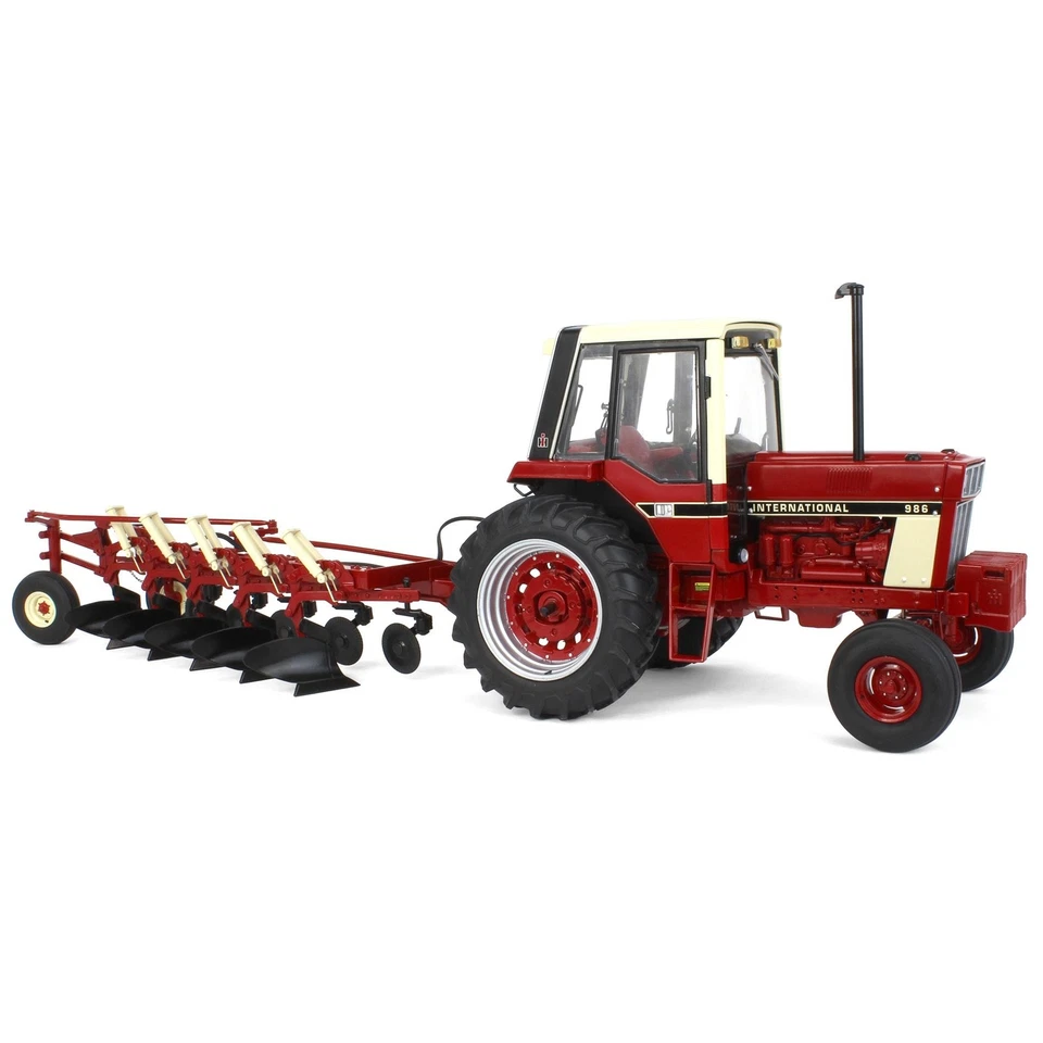 ERTL 1/16 International Harvester 986 Cab 720 Plow Precision Heritage 44309