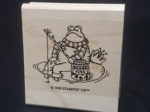 Vintage 1998 Stampin' Up Fishing Frog Pickled Flies 2.5" Crafting Rubber Stamp - Picture 1 of 3