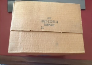 Genuine Ford Park Lamp Assembly F0VY-13201-A - Picture 1 of 4