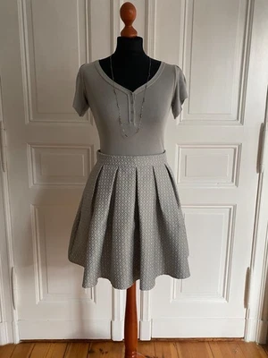 Zartes Shirt von Hoss Intropia in perlgrau elegante Tulpenärmel - Bild 1 von 4