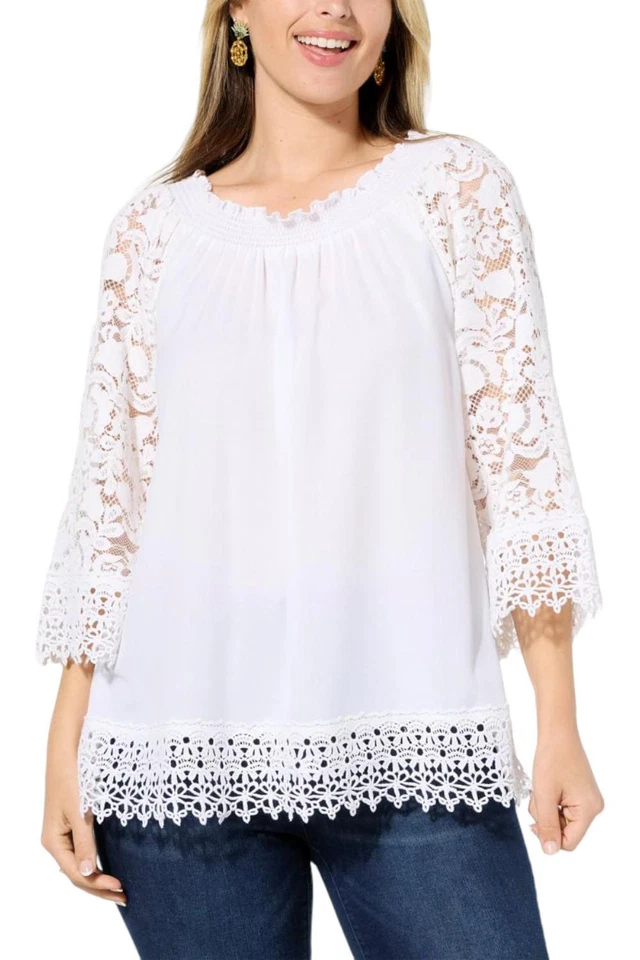 Colleen Lopez On/Off Shoulder Smocked Top with Lace Detail White Foto 1 de 1