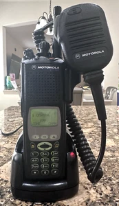 MOTOROLA XTS5000 FPP MODEL 3. ALL LAPD mit TAC, neuer LACoFD, GMRS, Komplettgerät. - Bild 1 von 24
