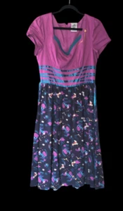 Disney Parks Alice in Wonderland Dress Woman Large THE DRESS SHOP Her Universe - Picture 1 of 16