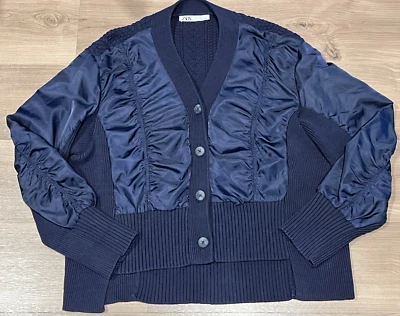 Jaqueta suéter cardigã Zara feminina tamanho grande malha de cabo mídia mista franzida - Imagem 1 de 4