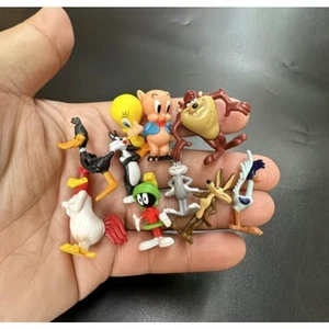 Mini Looney Tunes Piolín Pájaro Bichos Conejito Hágalo Usted Mismo Juguete Adorno Lote de 10/juego - Imagen 1 de 5