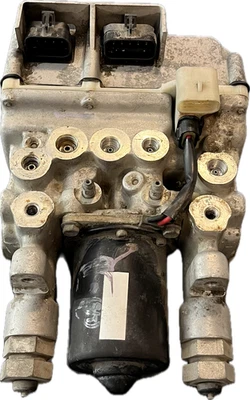 1993 Chevy S10 Blazer 🚙 ABS Brake Pump Module Assembly 15697850 OEM ✅ - Image 1 of 4