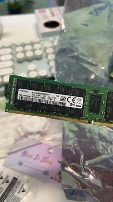 M393A8G40MB2-CVF Samsung 64GB 2RX4 PC4-2933Y (DDR4-2933) Memory - Image 1 of 2