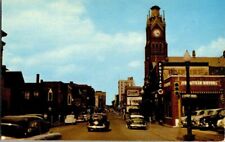 1950'S. STREET VIEW. MOLINE, IL. PONTIAC DEALER. POSTCARD. SZ2