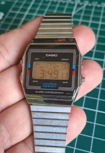 SELTENE Vintage (1986) Casio A-156W Modul 590 Japan U LCD Uhr *funktioniert voll* - Bild 1 von 11