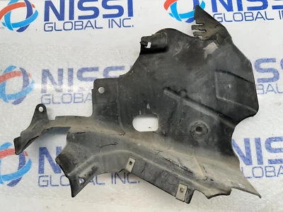 LAND ROVER RANGE ROVER FRONT RIGHT FENDER INNER SPLASH SHIELD OEM 2010 - 2013 Foto 1 de 2