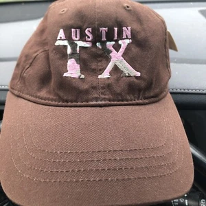 Austin Texas Strap-Back Adjustable Trucker Hat Pink Camo Letters Brown Hat New - Bild 1 von 5