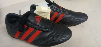 adidas TKD SM-II Low Cut Taekwondo, Karate, Kungfu,  Martial Arts Shoes 12Y AE2 - Image 1 of 2