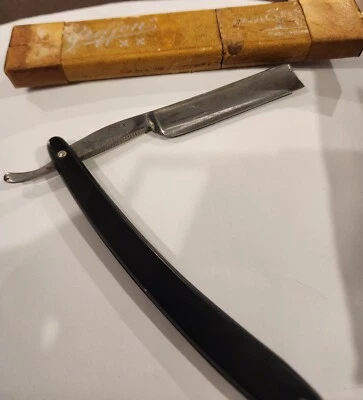 GRIFFON Cutlery Co., GERMAN BLADE MADE. Vintage Straight Razor - Image 1 of 4
