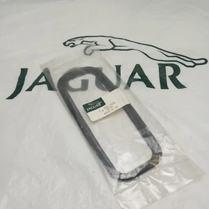 New Genuine Jaguar Series 3 Centre Console Gear Leaver Rubber Finisher BBC 7576 - Picture 1 of 3