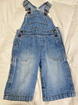 Mono vaquero genuino para niños de Oshkosh talla 12 meses Foto 1 de 4