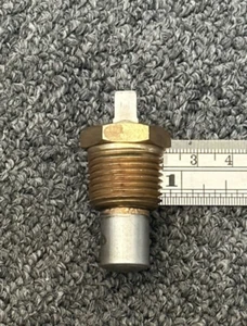 GRAYMARINE #G80459 MARINE TEMPERATURE SENDING UNIT W/SPADE BLADE -2.5" TALL  NEW - Picture 1 of 4