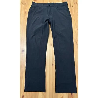 Pantalones Callaway para hombre talla 32 Foto 1 de 4