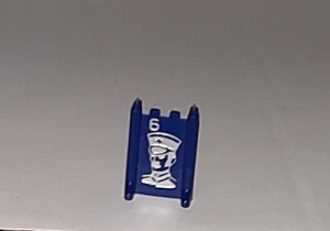 Stratego (1961-1975) ~ Replacement Game Piece ~ BLUE LIEUTENANT ~ Plastic EUC - Picture 1 of 2
